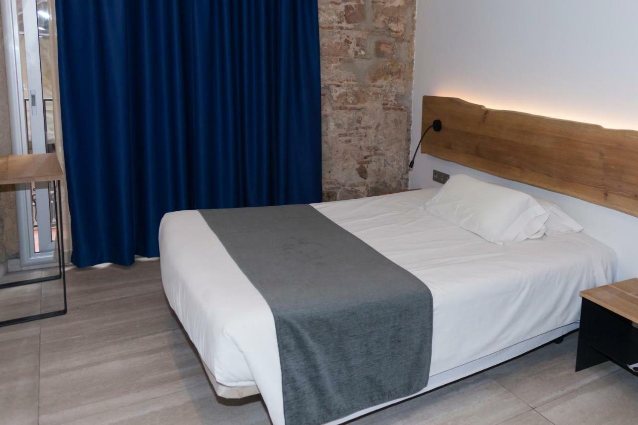 Hostal Paris Барселона Екстер'єр фото