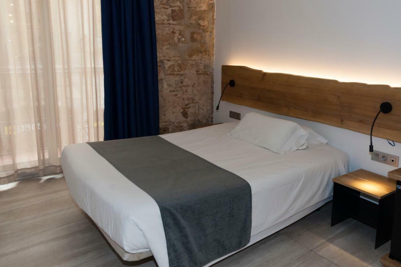 Hostal Paris Барселона Екстер'єр фото