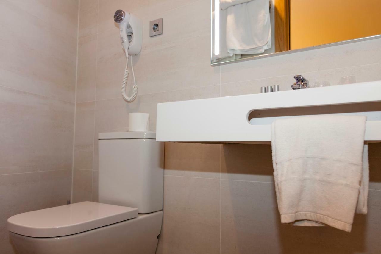 Hostal Paris Барселона Екстер'єр фото